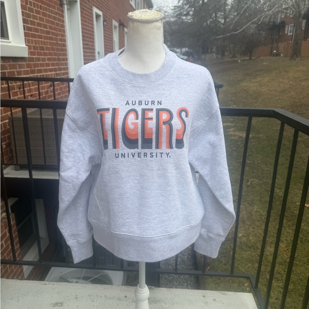 League-Legacy Women's Auburn Tigers Ash Boxy Crew Neck Sweatshirt Size Small